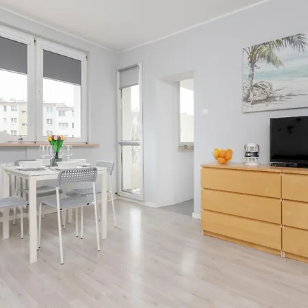 公寓 Unique & Seaside For 4 People In By Renters *